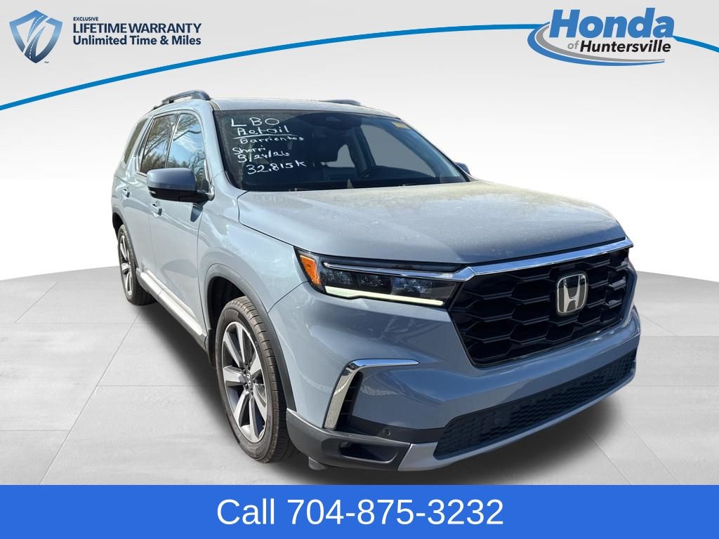 2024 Honda Pilot Touring FWD