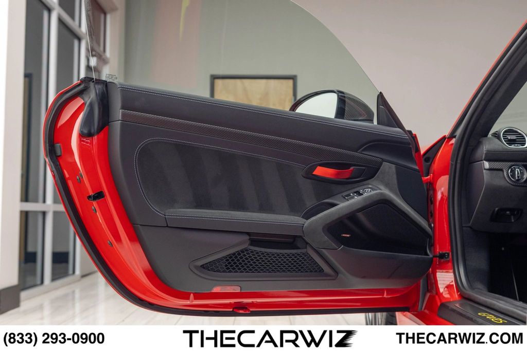 2023 Porsche 718 Cayman
