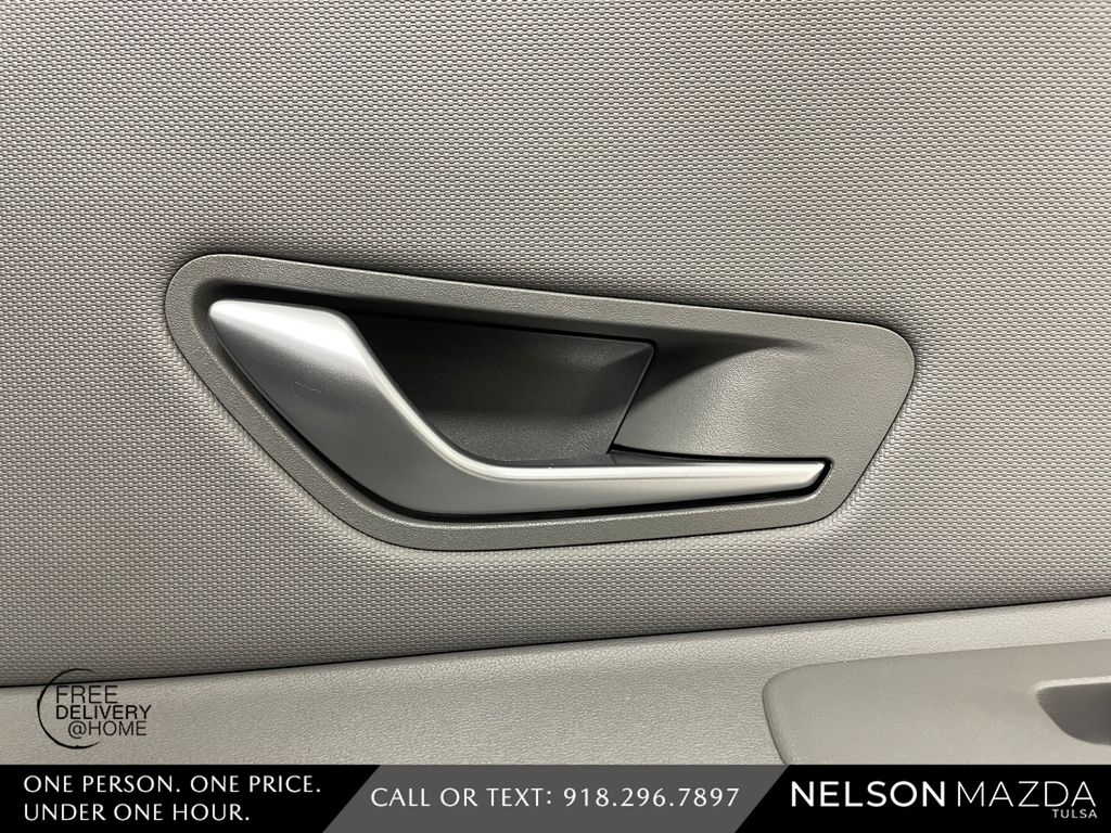 Used 2022 Black Hyundai SEL image 39