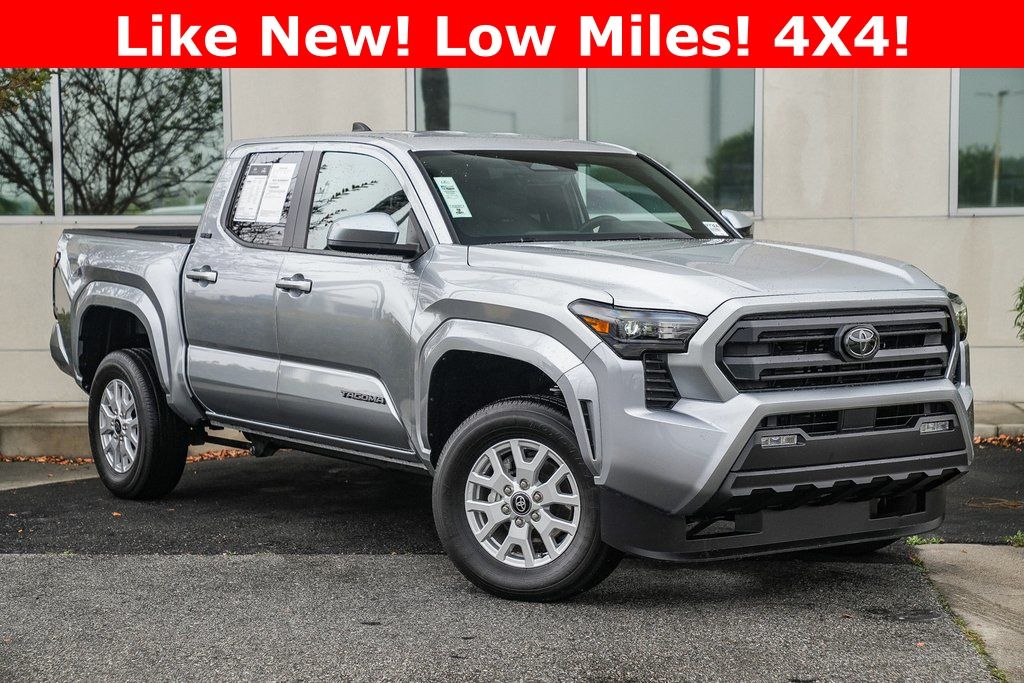 2025 Toyota Tacoma SR5 Double Cab 4WD
