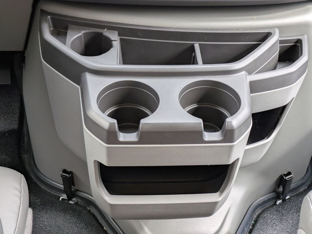 2025 Ford E-350 Cutaway 