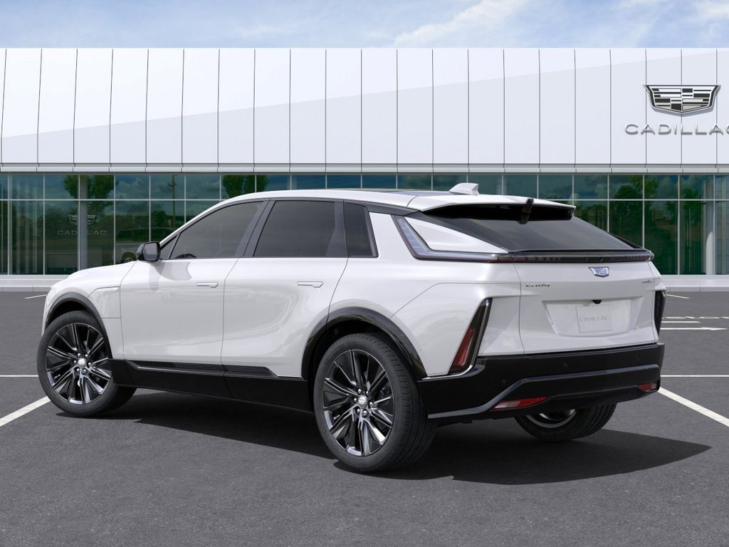 2024 Cadillac LYRIQ Sport 3