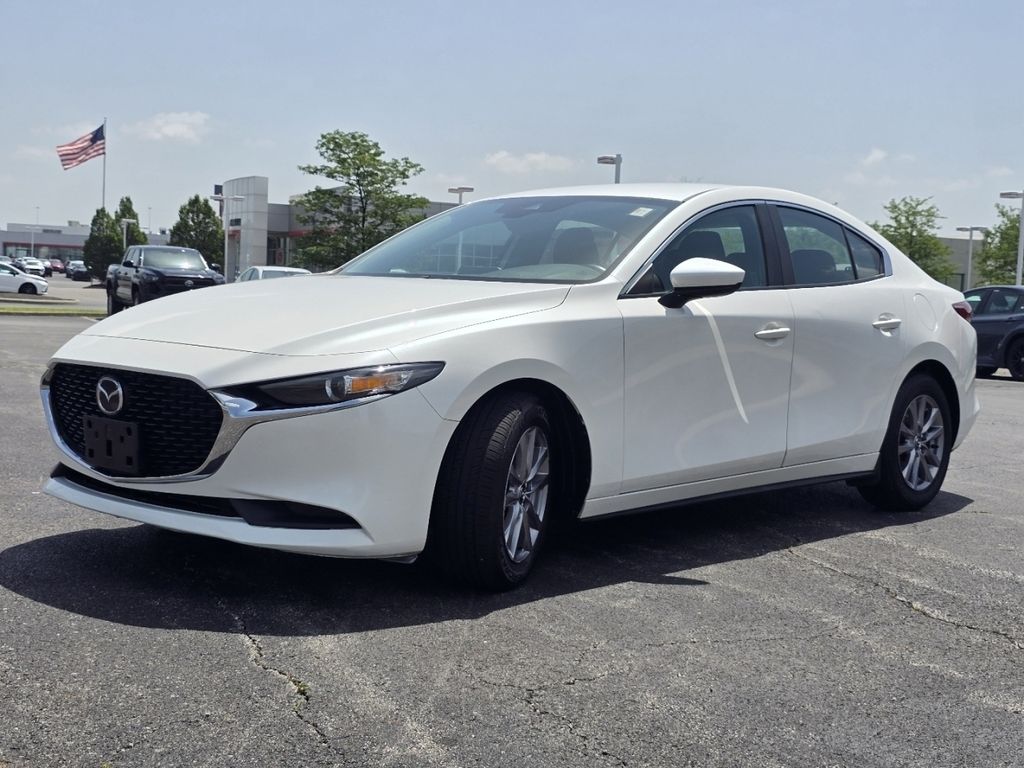 Used 2022 White Mazda 2.5 S image 10
