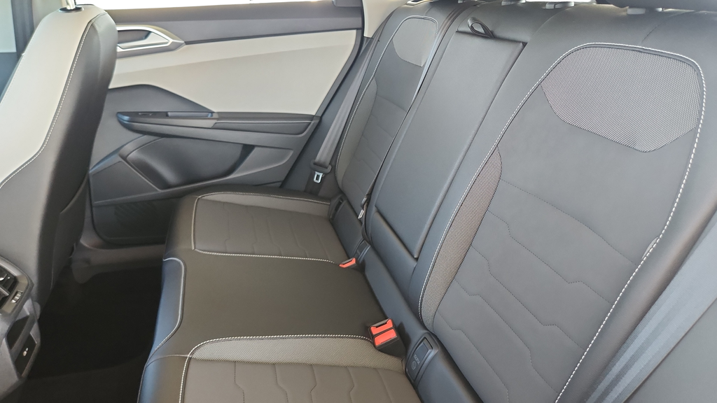 2025 Volkswagen Taos