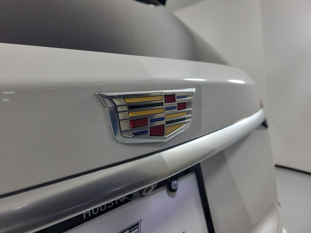 2023 Cadillac XT6 Premium Luxury - 7