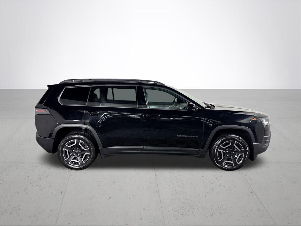 2026 Jeep Cherokee Laredo