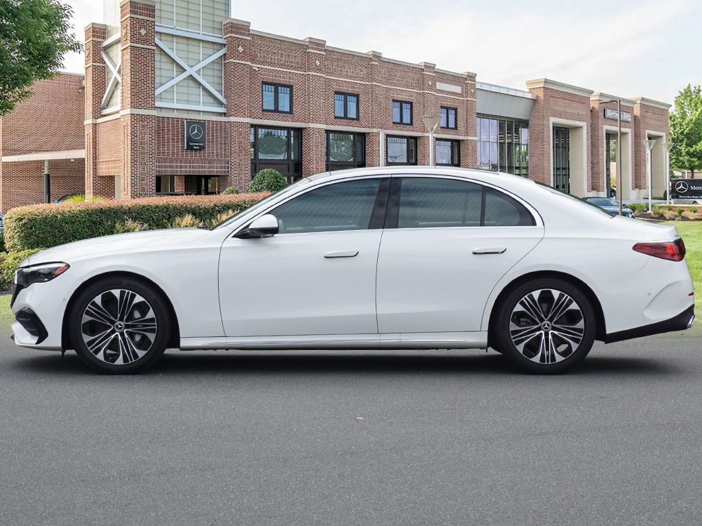 Thumbnail: 2024 Mercedes-Benz E-Class - 8
