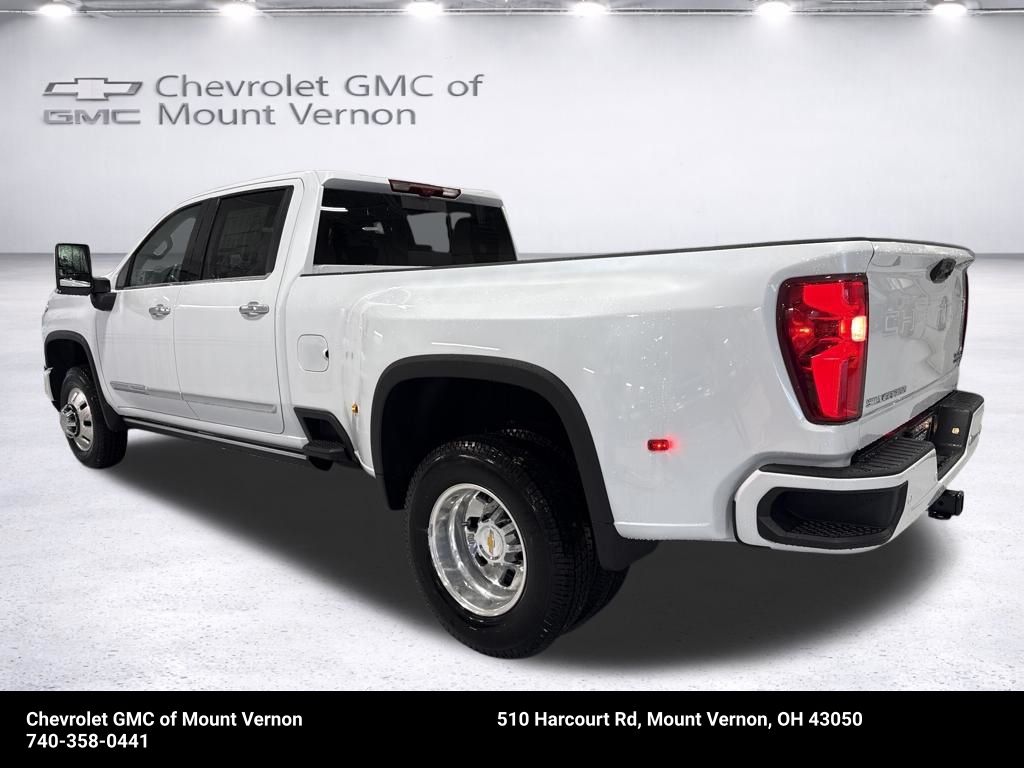 2026 Chevrolet Silverado 3500HD High Country - Image 3
