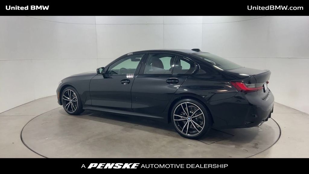 2024 BMW 3 Series 330i 6