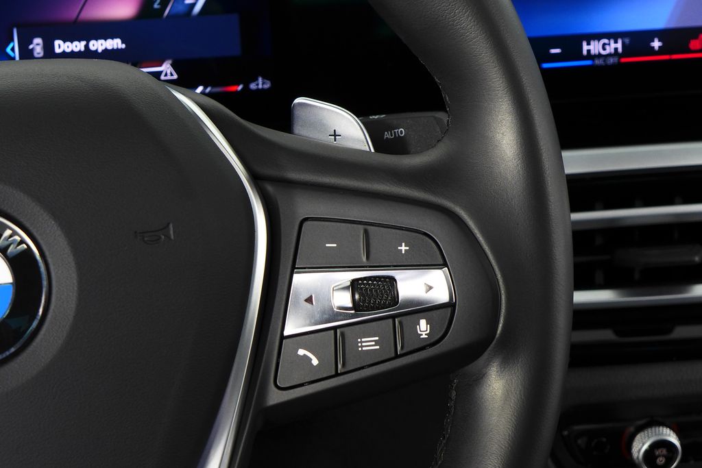 Thumbnail: 2023 BMW 3 Series - 29