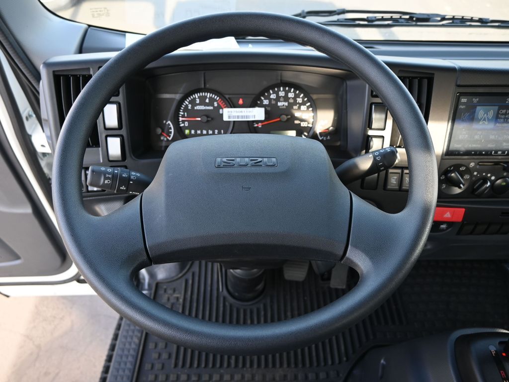 2024 Isuzu NPR HD 