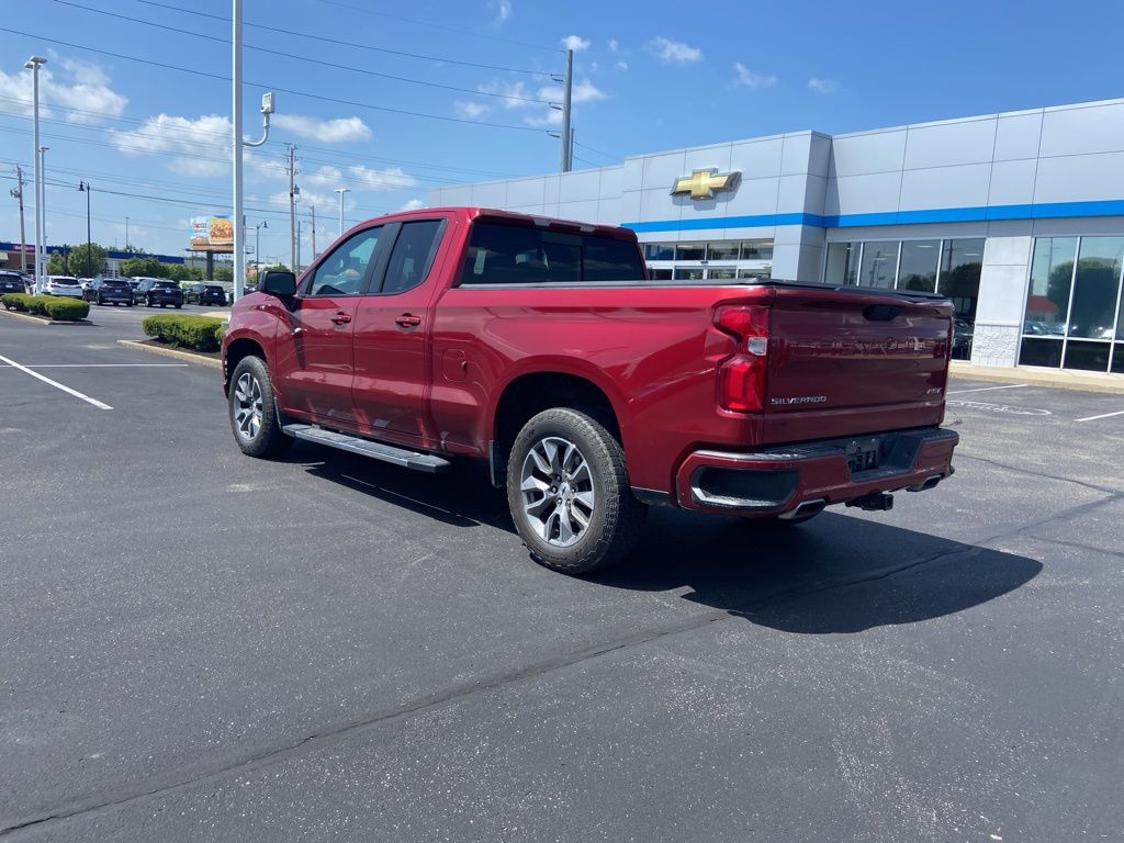 Thumbnail: 2019 Chevrolet Silverado 1500 - 3