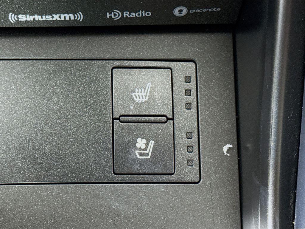 Thumbnail: 2021 Lexus IS - 21