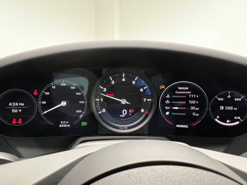 Thumbnail: 2024 Porsche 911 - 10