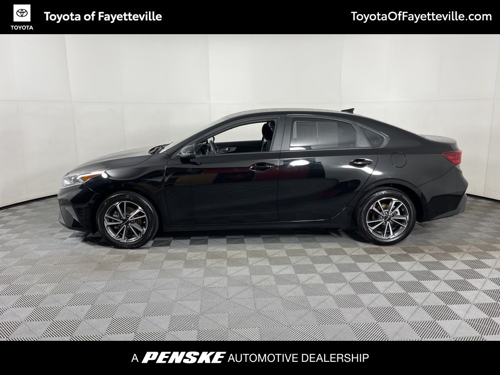 Thumbnail: 2023 Kia Forte - 2