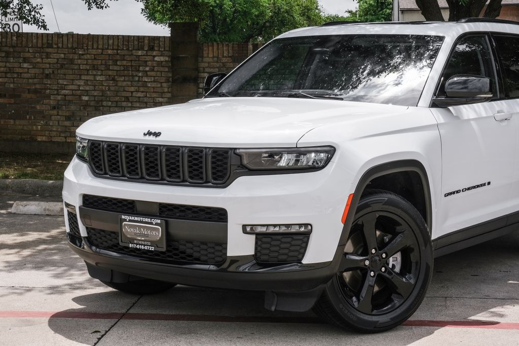 used 2023 Jeep Grand Cherokee L car, priced at $27,900