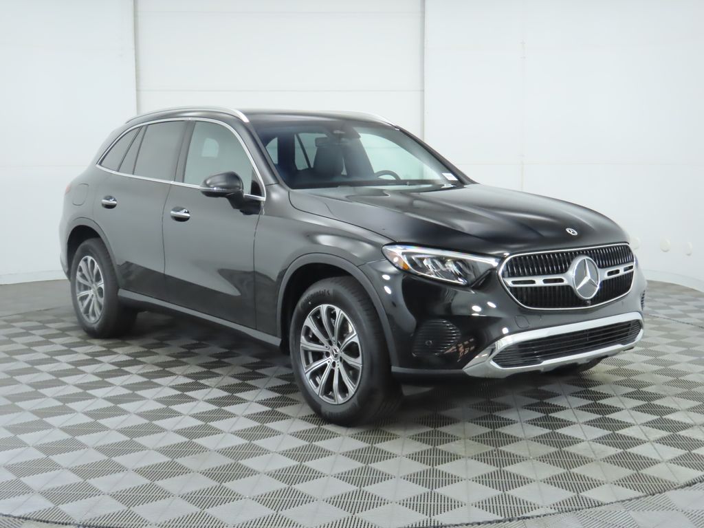 Thumbnail: 2025 Mercedes-Benz GLC - 3