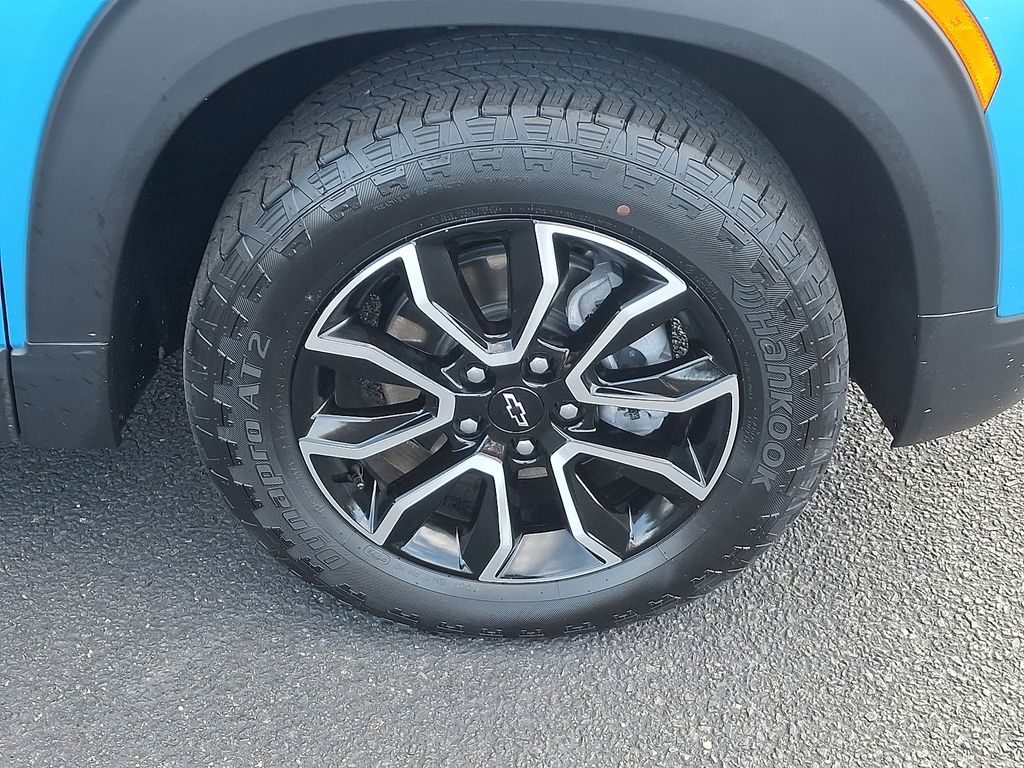 Thumbnail: 2025 Chevrolet TrailBlazer - 8