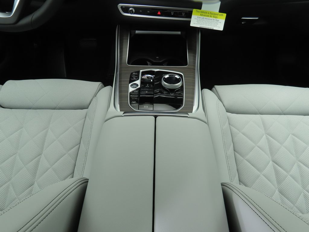 Thumbnail: 2026 BMW X5 - 16