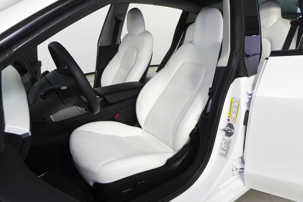 Thumbnail: 2022 Tesla Model 3 - 22