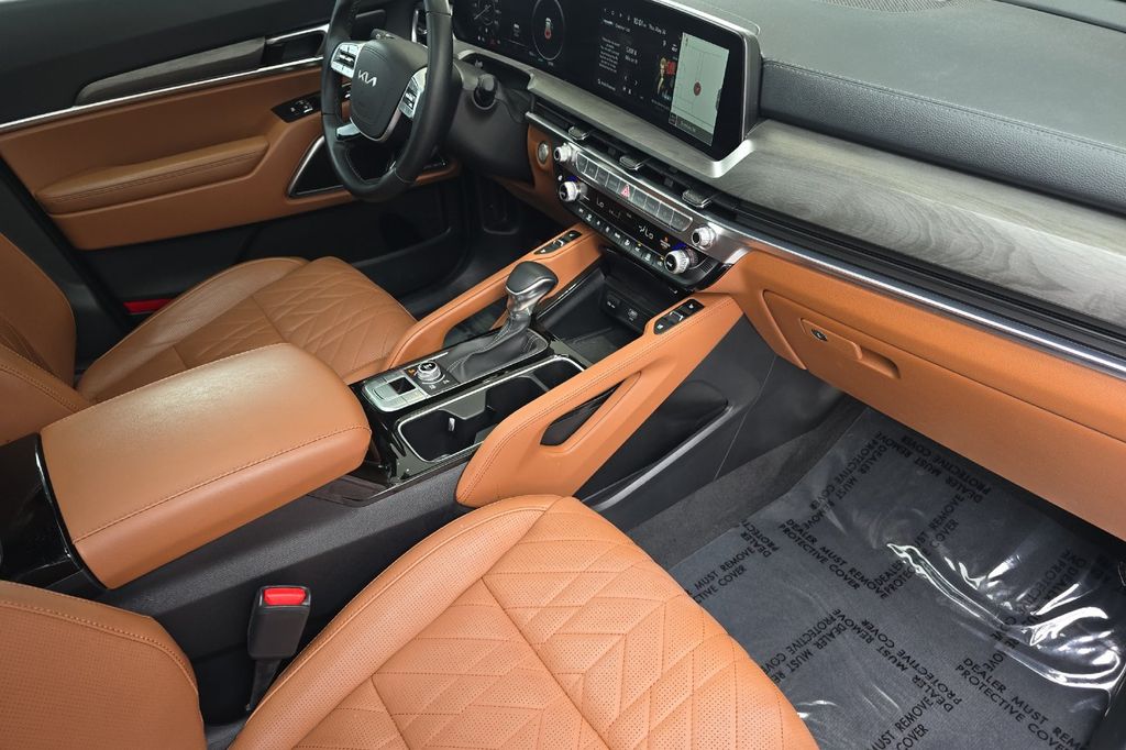 used 2025 Kia Telluride car, priced at $47,917