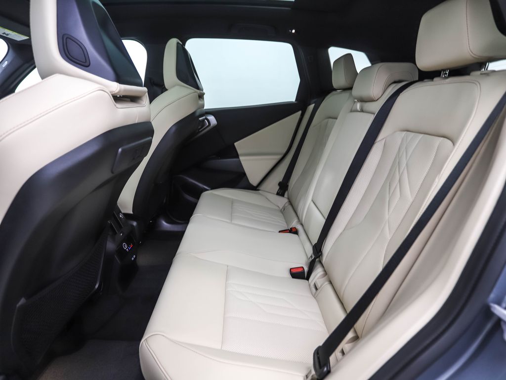 Thumbnail: 2026 BMW X3 - 22