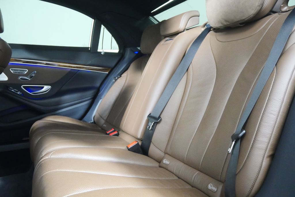 Thumbnail: 2017 Mercedes-Benz S-Class - 15