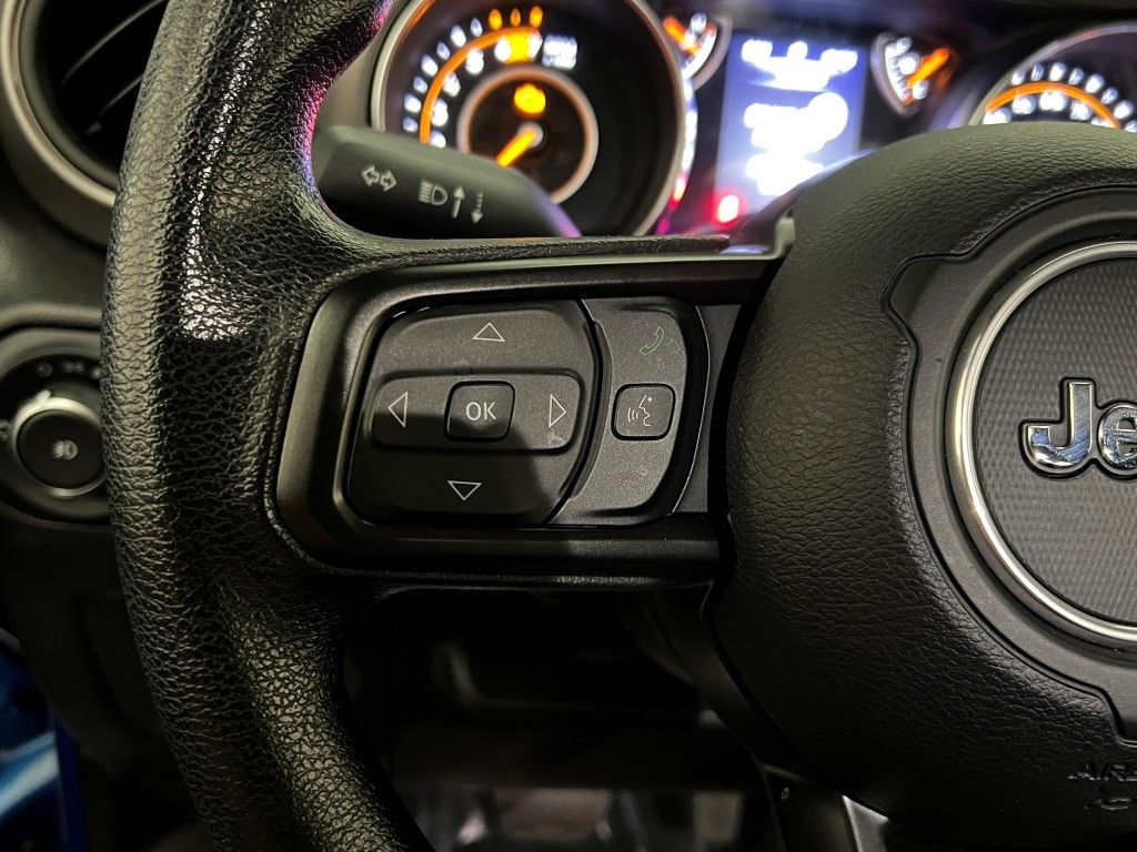 Thumbnail: 2021 Jeep Wrangler - 21