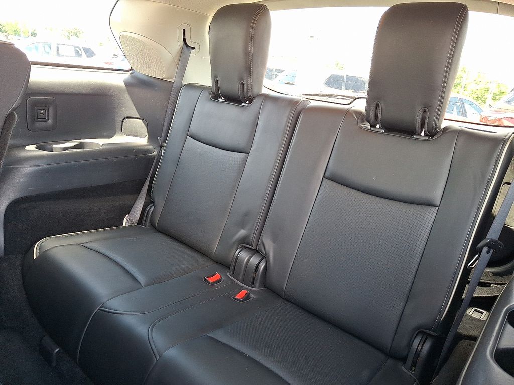 2020 INFINITI QX60 — photo 12