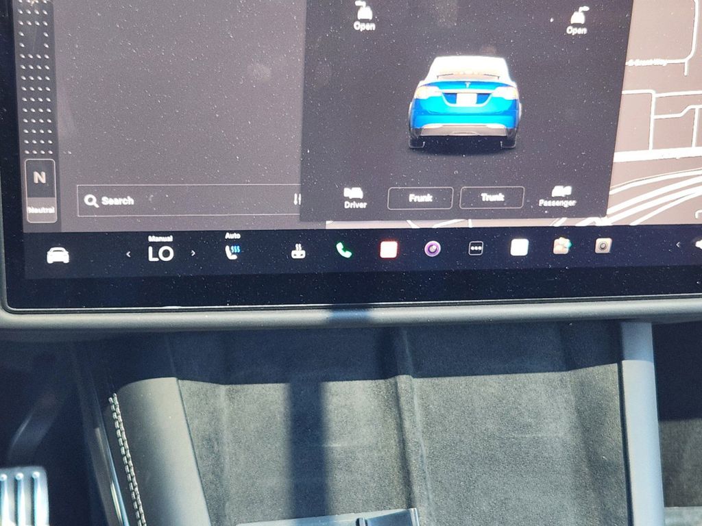 2022 Tesla Model X  19