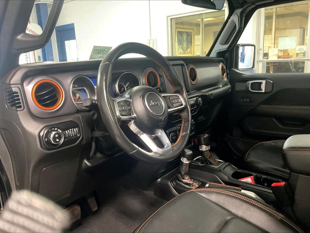 2021 Jeep Gladiator — photo 8