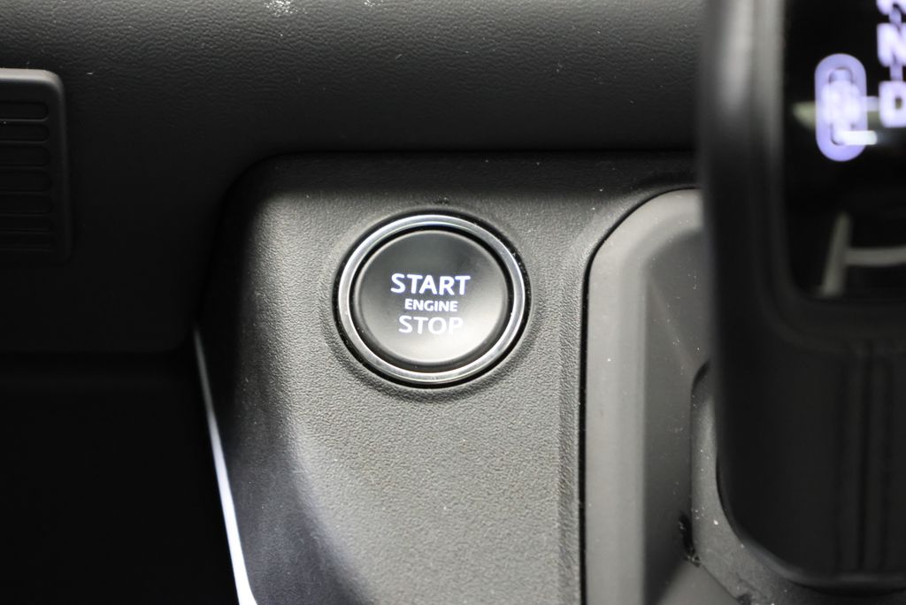 Thumbnail: 2025 Land Rover Defender - 21