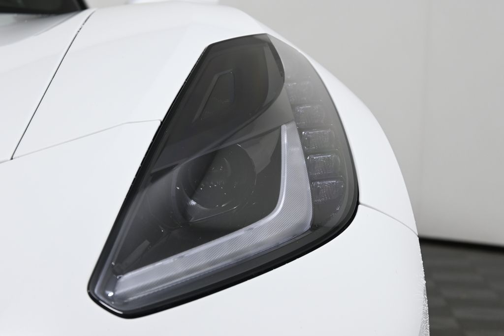 Thumbnail: 2016 Chevrolet Corvette - 11