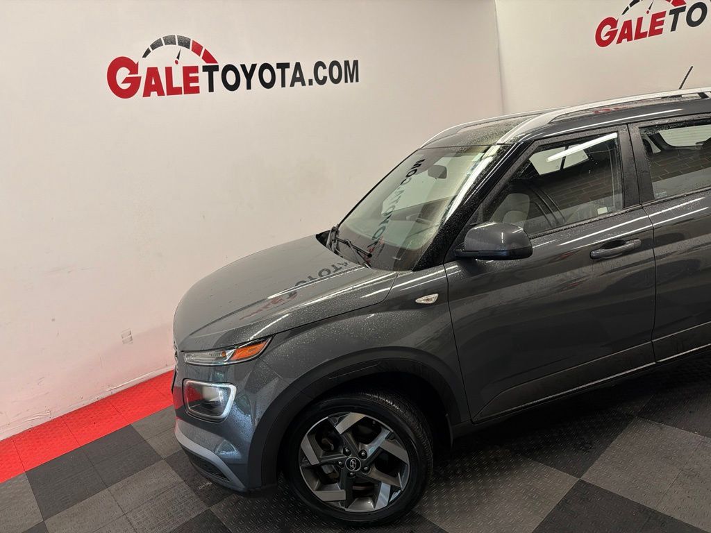 Used 2023 Hyundai Venue SUV