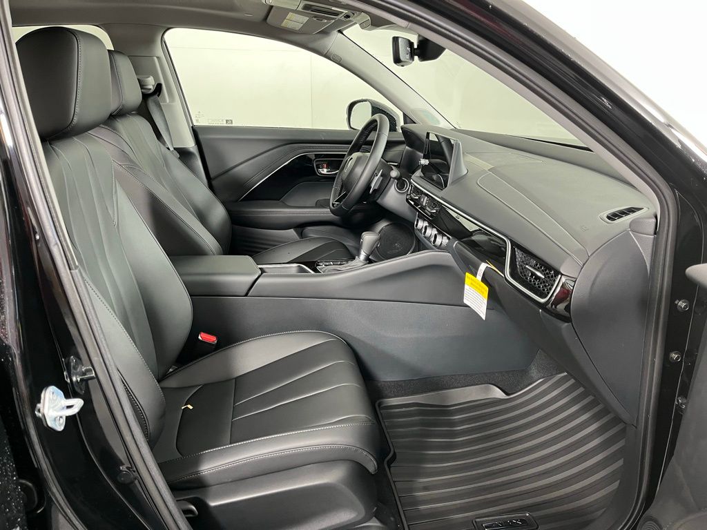 Thumbnail: 2025 Acura ADX - 8