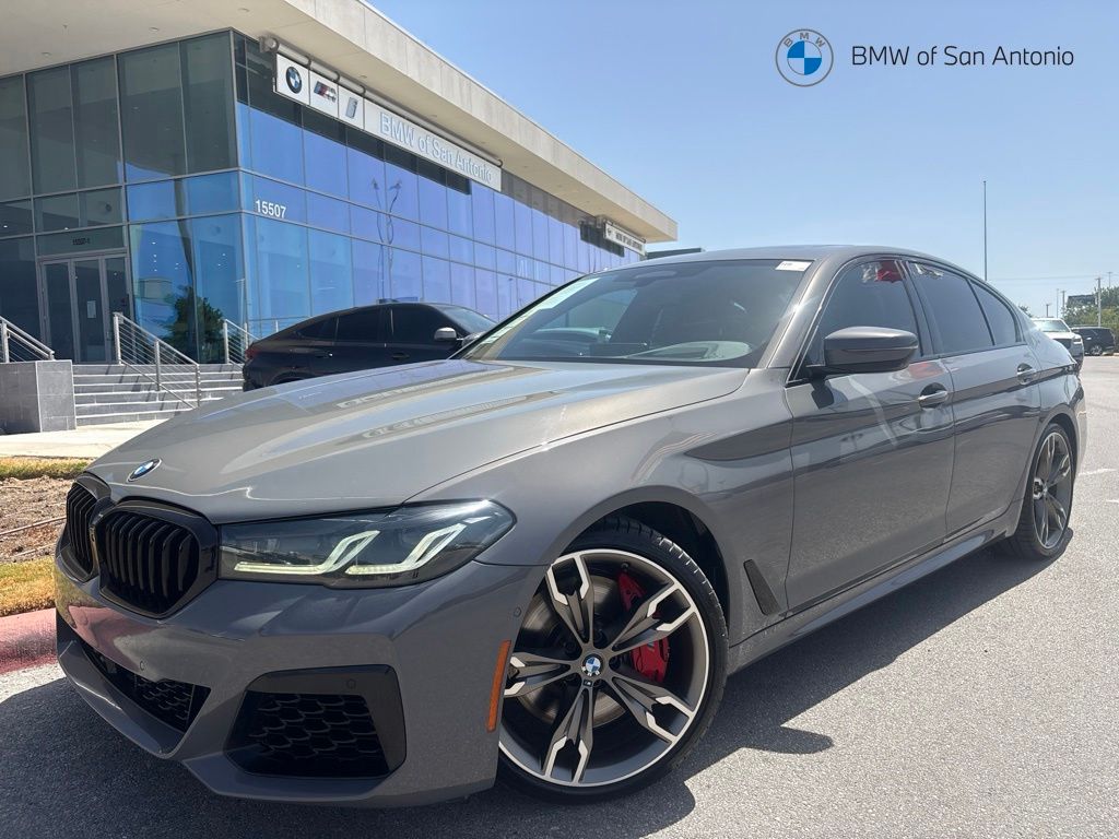 Bernina Gray Amber Effect Metallic 2021 BMW 5 Series Sedan All-Wheel Drive 8-Speed Automatic