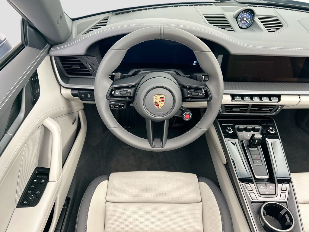 Thumbnail: 2026 Porsche 911 - 12