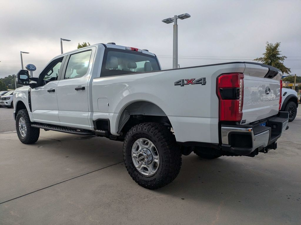 2027 Ford F-250 Super Duty XL