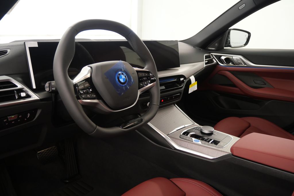 2025 BMW i4 eDrive40 12