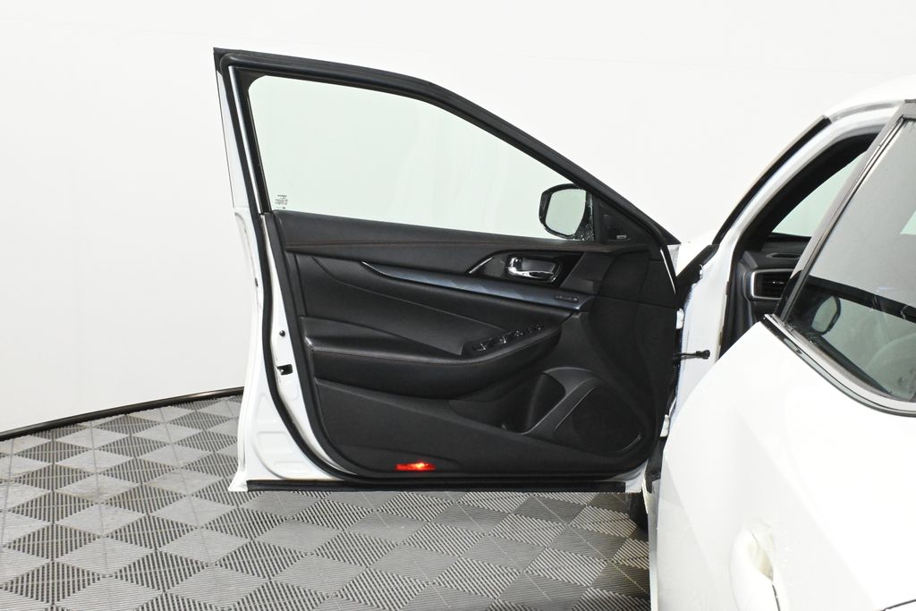 Thumbnail: 2021 Nissan Maxima - 30