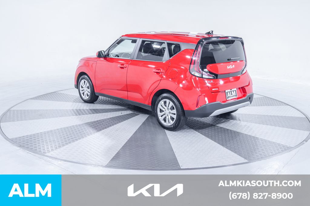 2023 Kia Soul LX photo 7