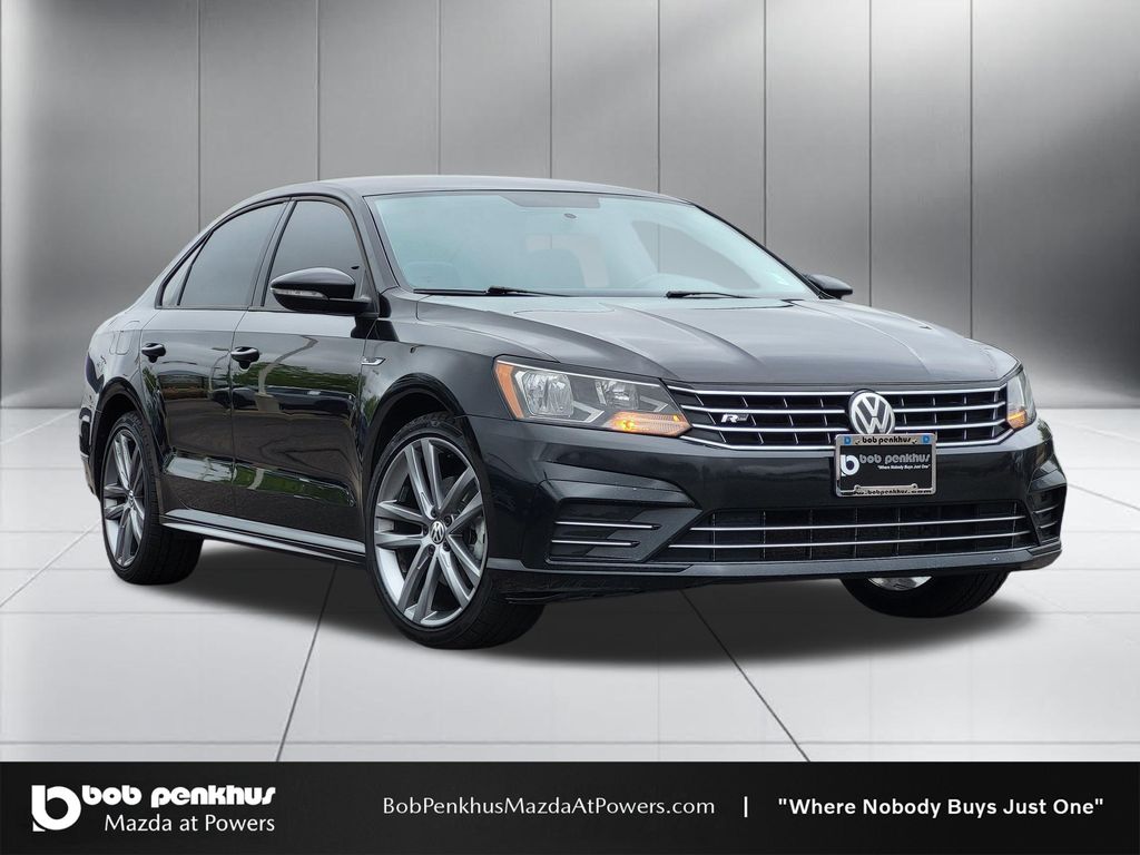 2018 Volkswagen Passat 2.0T R-Line