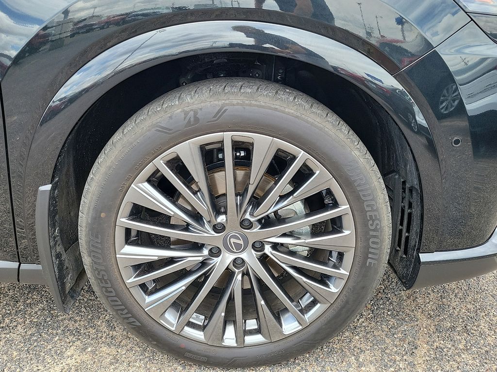 2026 Lexus RX 450h+ Luxury - 6