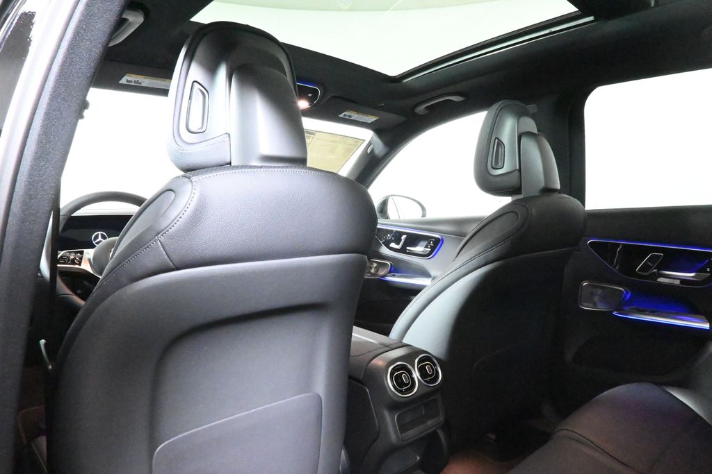 Thumbnail: 2026 Mercedes-Benz GLC - 28