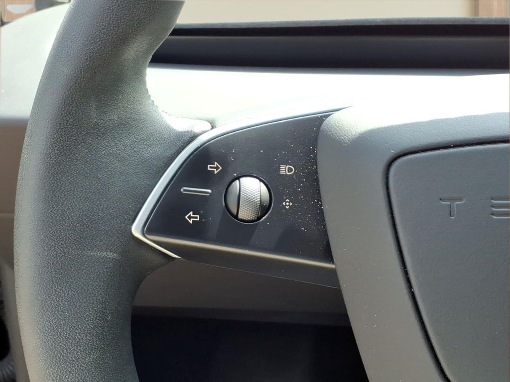 TeslaModel 38