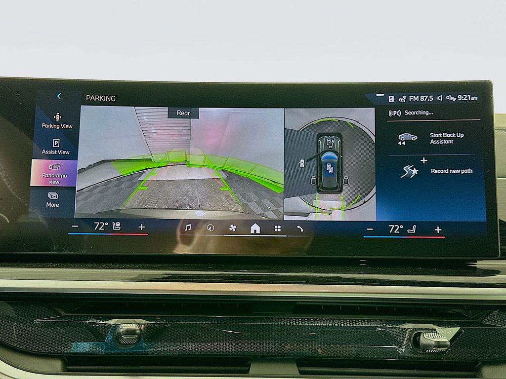 Thumbnail: 2026 BMW X5 - 13