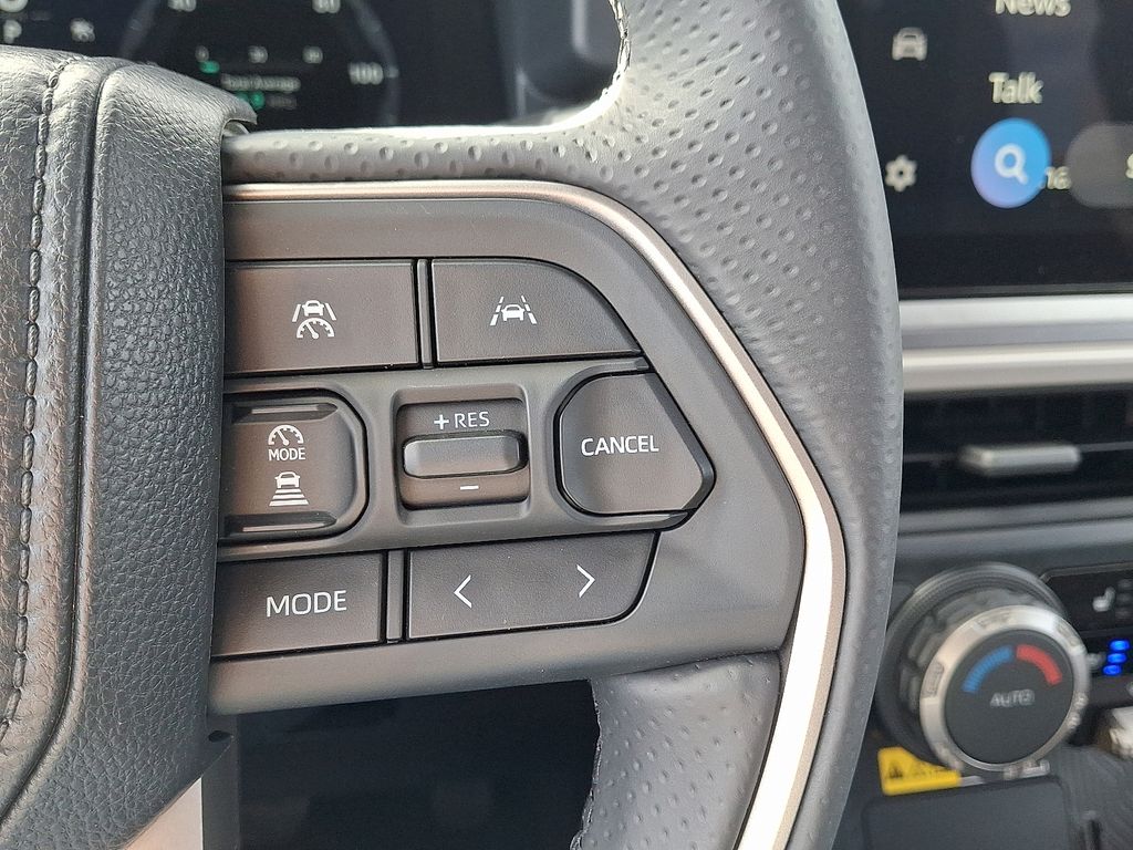 Thumbnail: 2025 Toyota 4Runner - 24