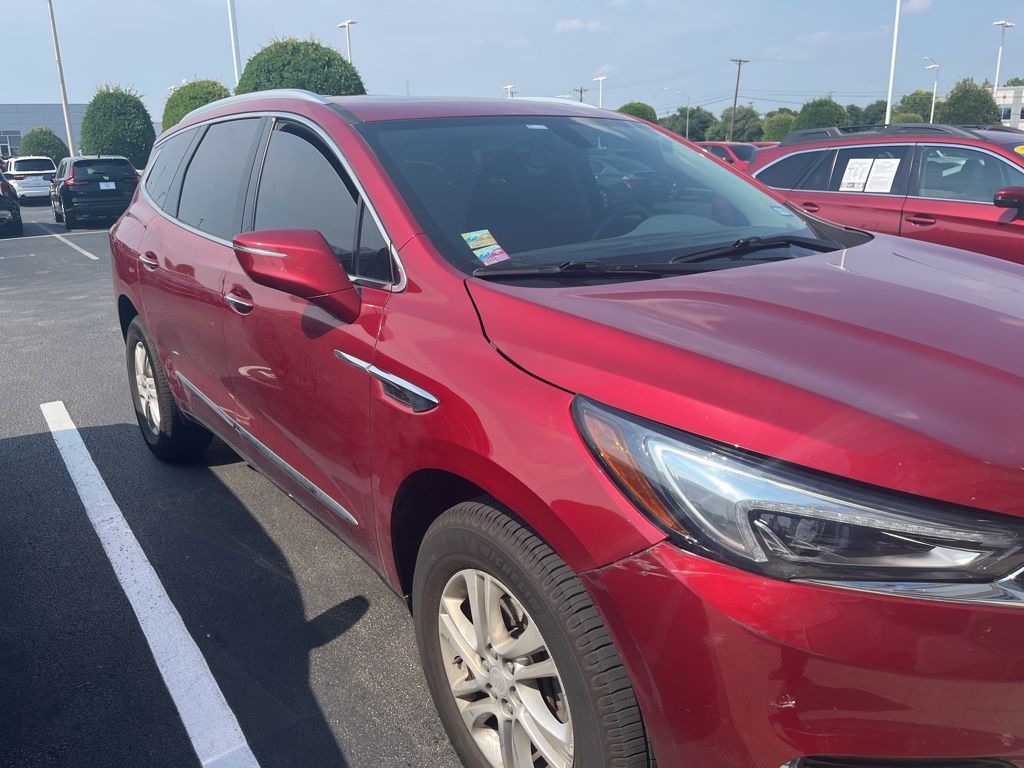2018 Buick Enclave Essence 3