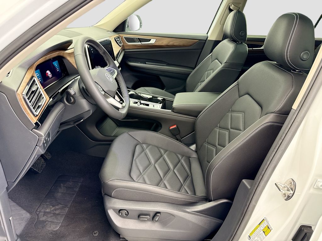 Thumbnail: 2026 Volkswagen Atlas - 17