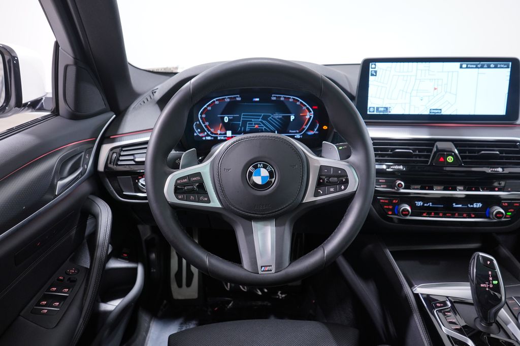 2022 BMW 5 Series 540i 11